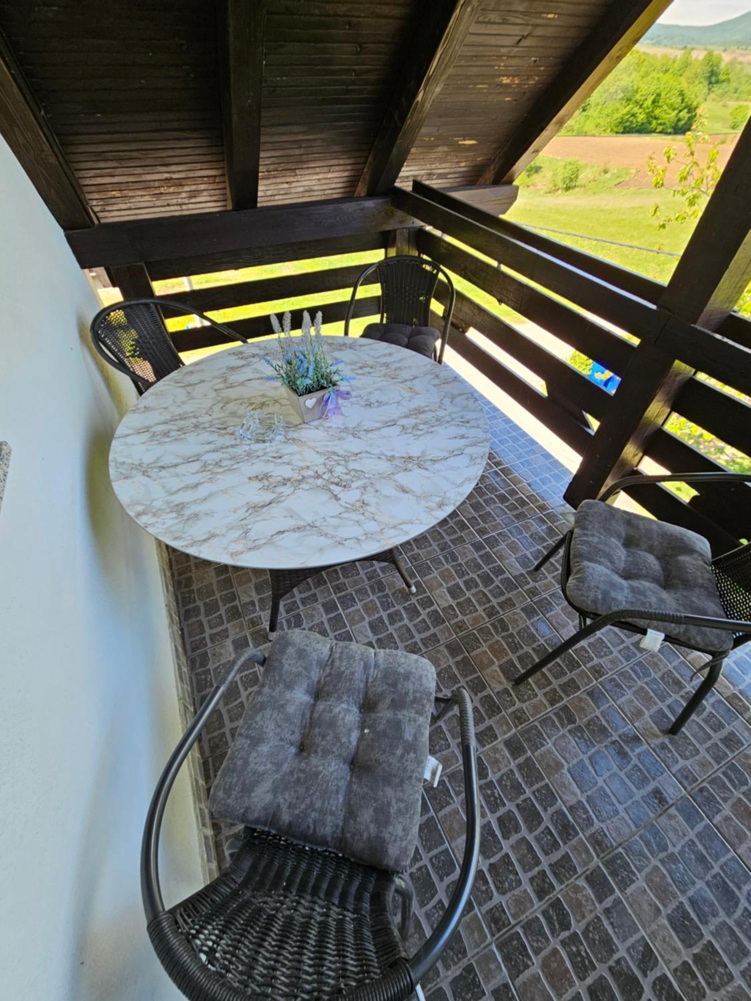 Apartments Luka Rakovica Kültér fotó